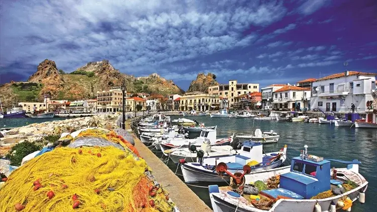 Ημερήσια εκδρομή στο νησί